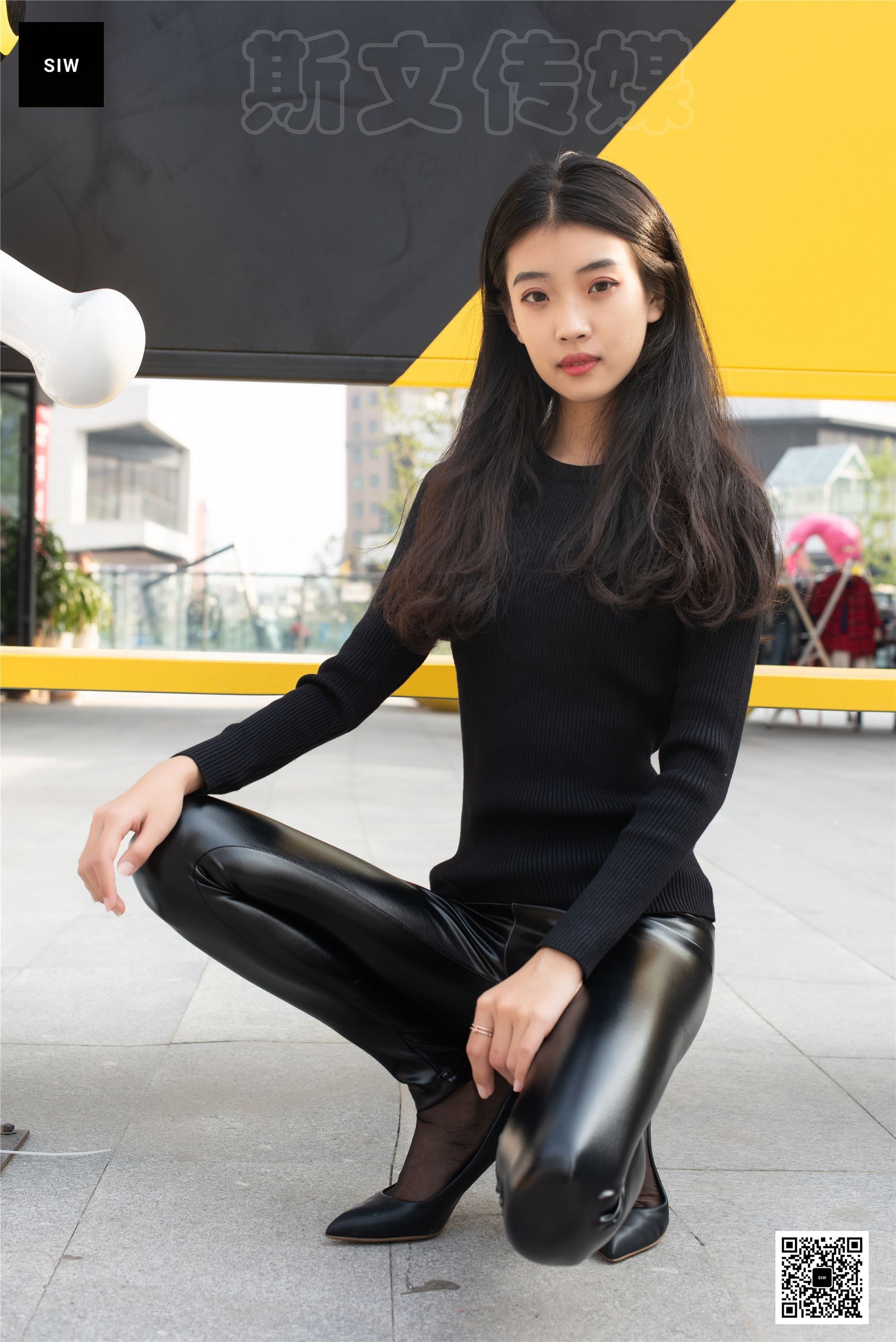 SIW Sven Media 054 Autumn/winter 2019 Fashion sexy tight warm fleece leather pants - Rong er